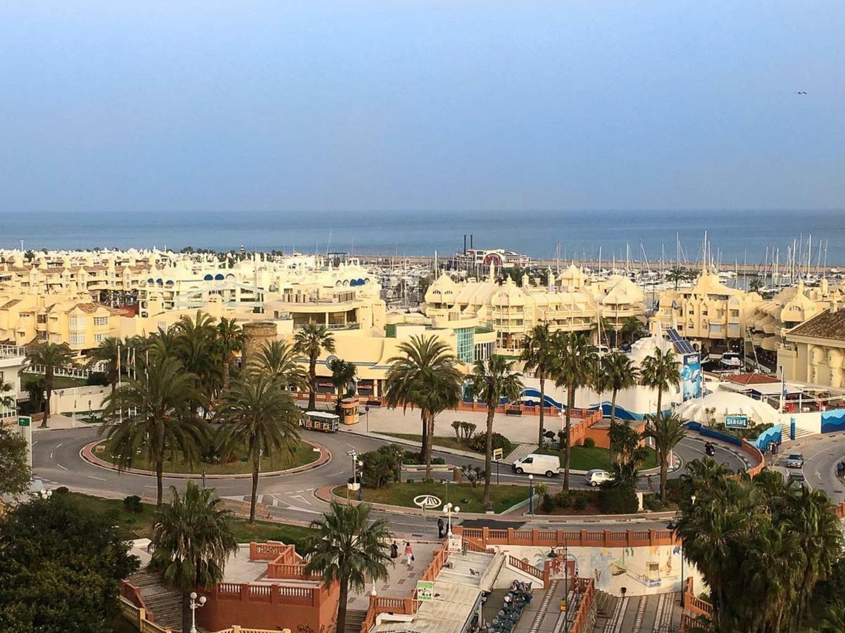Casa De Locos Apartamento Benalmádena Exterior foto
